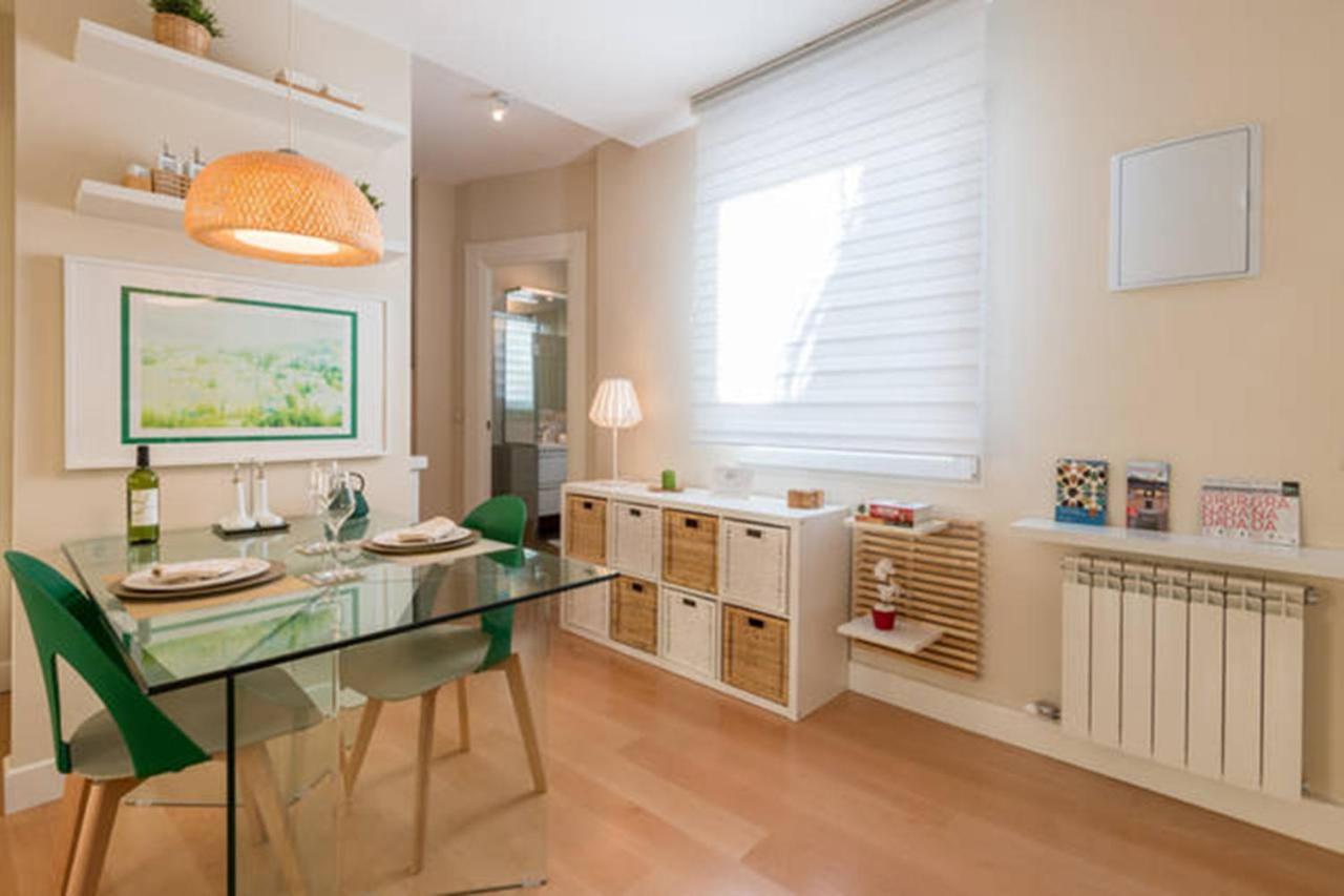 Apartasuite Centro Historico Atico Tranquilo Y Luminoso En El Corazon De Granada Exteriör bild