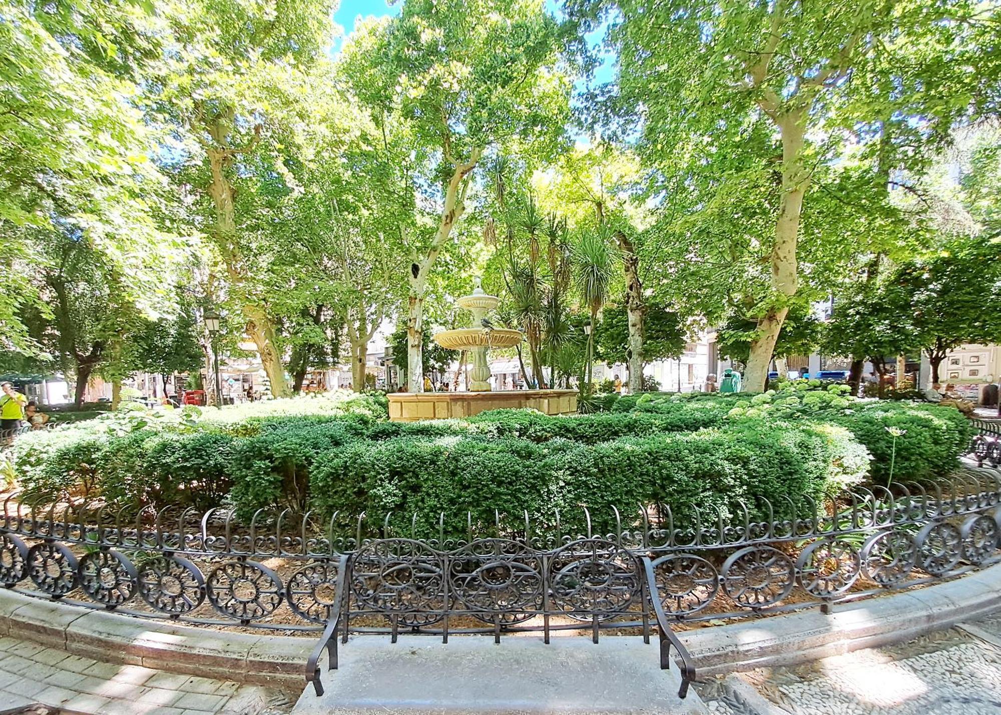 Apartasuite Centro Historico Atico Tranquilo Y Luminoso En El Corazon De Granada Exteriör bild
